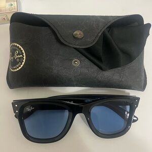 Ray-Ban Black Sunglasses with Blue Lenses